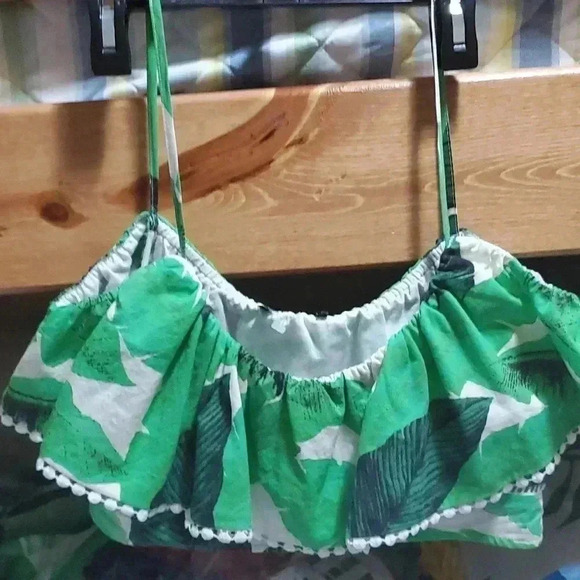 ☆☆☆Tropical leaf crop top - Picture 5 of 5